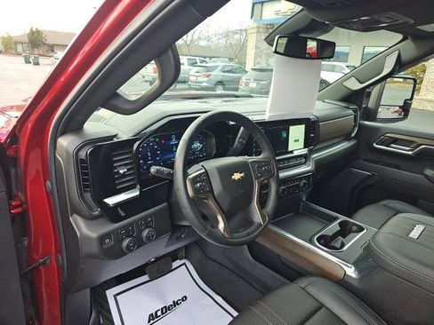 Used 2024 Chevrolet Silverado 3500 High Country image 29
