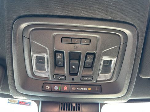 Used 2024 Chevrolet Silverado 3500 High Country w/ High Country Premium Package image 24