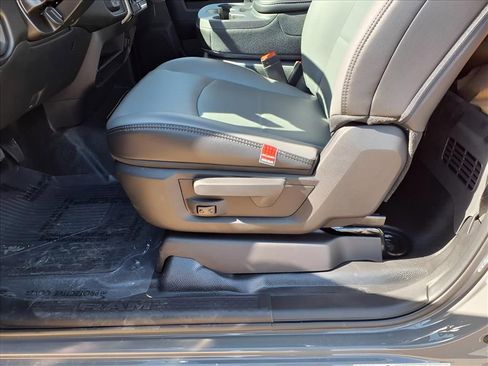 New 2026 RAM 3500 Tradesman AWD/4WD image 23