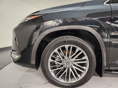 Used 2022 Lexus RX 350L Luxury image 11