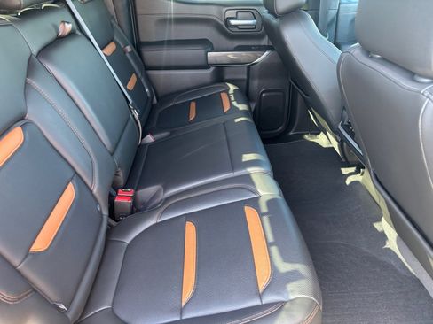 Used 2020 GMC Sierra 1500 AT4 w/ Technology Package image 17