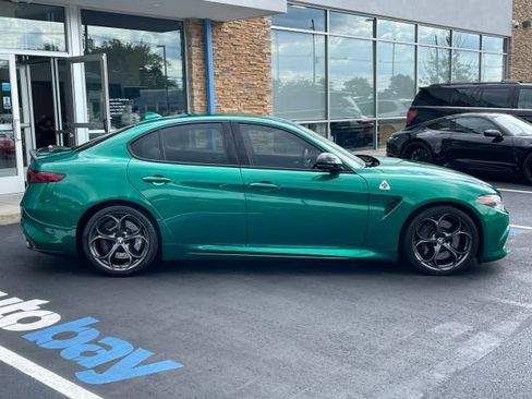 Used 2022 Alfa Romeo Giulia Quadrifoglio RWD image 23