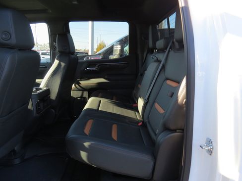 New 2025 GMC Sierra 1500 AT4 w/ AT4 Premium Package image 12