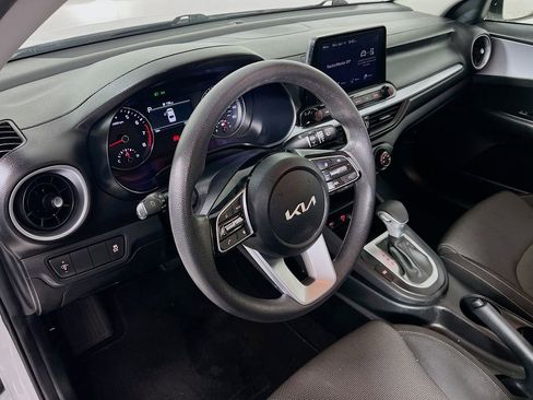 Certified 2024 Kia Forte LXS image 9