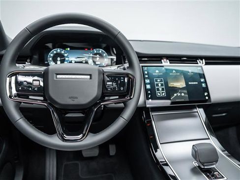 New 2026 Land Rover Range Rover Evoque S image 19