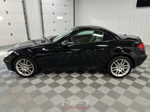 Used 2009 Mercedes-Benz SLK 300 image 46