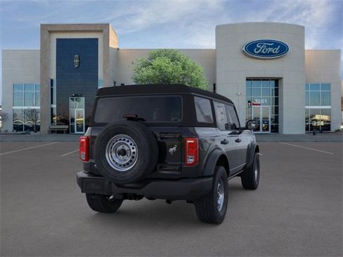 New 2025 Ford Bronco 4-Door image 8