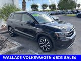 Certified 2024 Volkswagen Taos SE image 5