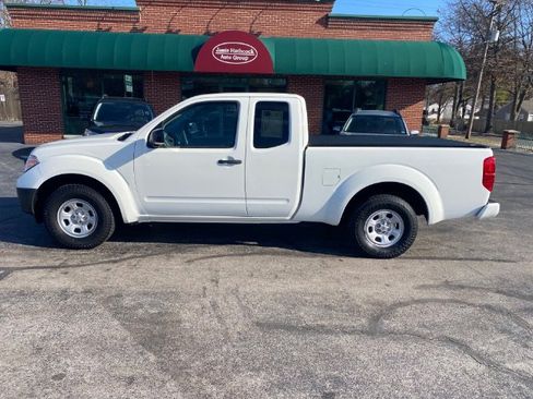 Used 2019 Nissan Frontier S image 9