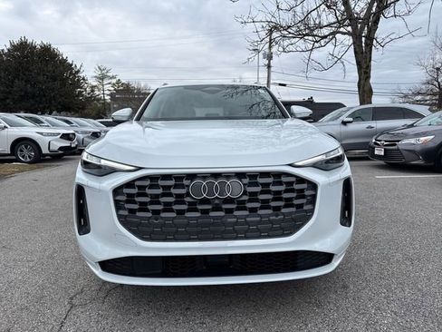 Certified 2025 Audi Q5 Prestige image 8