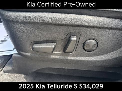 Certified 2025 Kia Telluride S AWD/4WD image 13