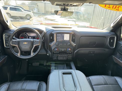 Used 2021 Chevrolet Silverado 2500 High Country image 28