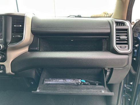 Used 2019 RAM 2500 Laramie image 37