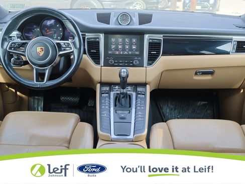 Used 2018 Porsche Macan image 25