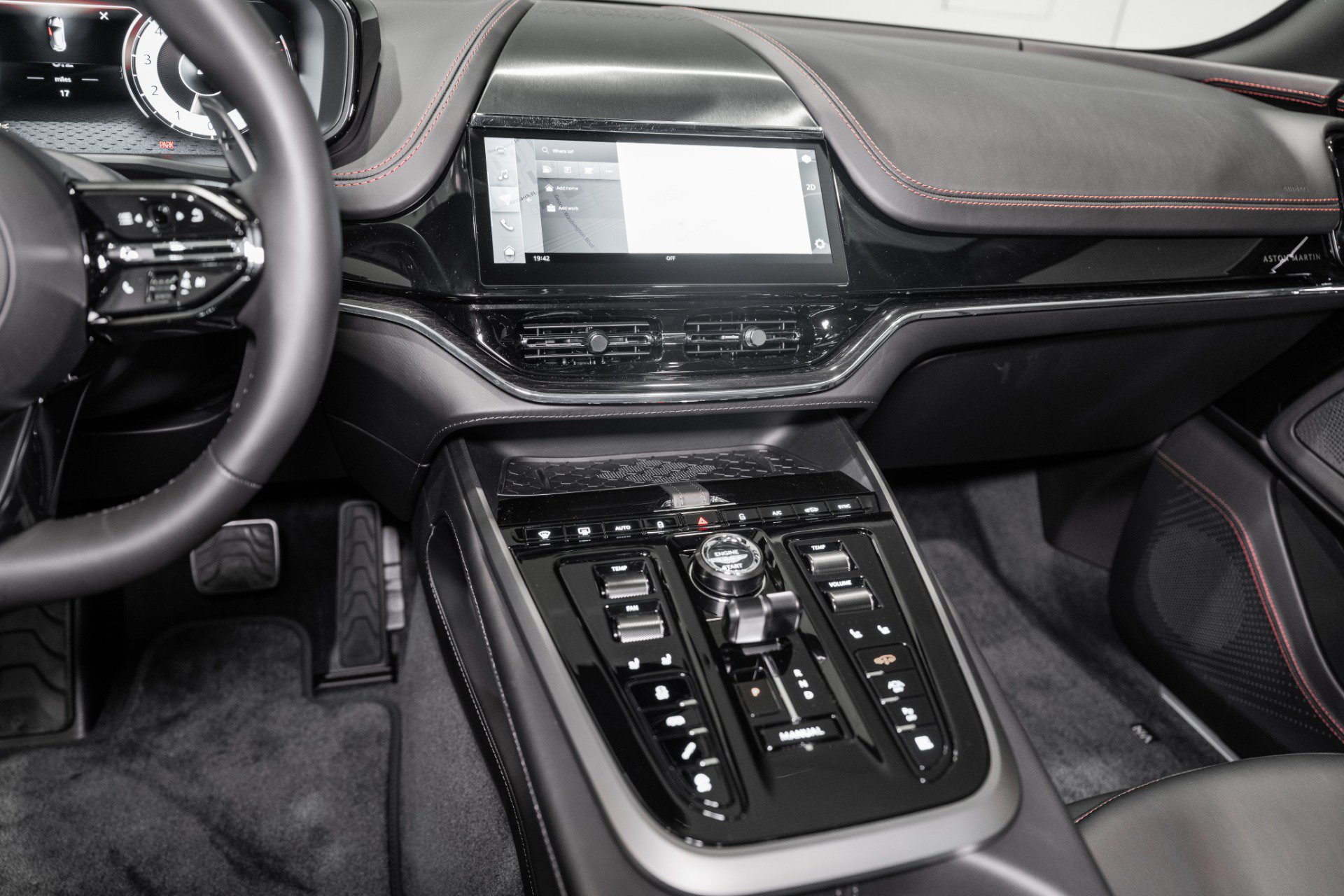 New 2026 Aston Martin DBX 707 AWD/4WD image 26