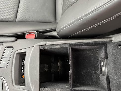 Used 2024 Cadillac XT6 Premium Luxury w/ LPO, Floor Liner Package AWD/4WD image 26