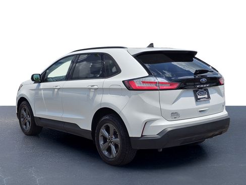 Used 2023 Ford Edge SEL w/ Sport Appearance Package AWD/4WD image 12