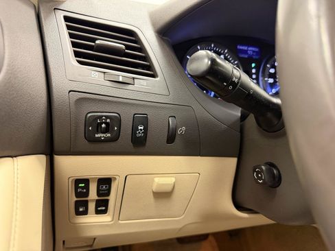 Used 2011 Lexus ES 350 FWD image 24