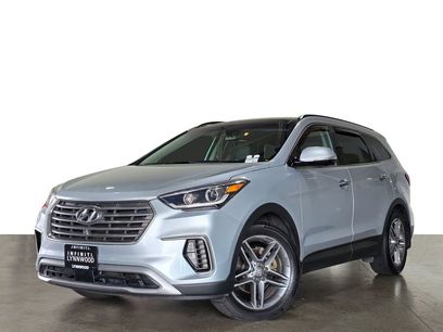 Used 2018 Hyundai Santa Fe SE w/ SE Ultimate Tech Package 03