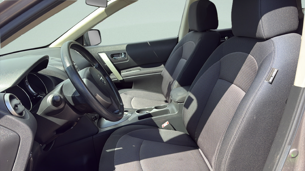 Used 2010 Nissan Rogue SL AWD/4WD image 9