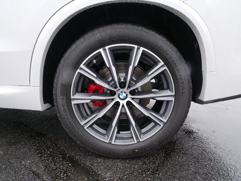 New 2026 BMW X5 sDrive40i w/ M Sport Package image 12