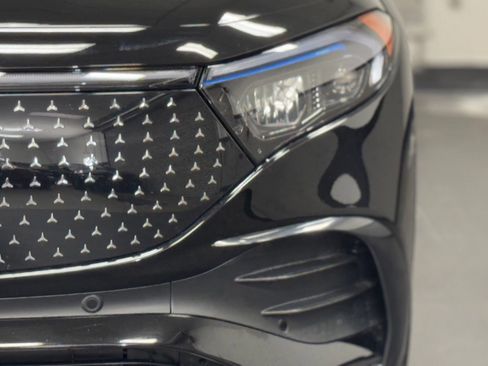 Certified 2025 Mercedes-Benz EQB 250+ image 8