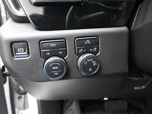 Used 2023 Chevrolet Silverado 1500 LT w/ Work Truck Package AWD/4WD image 13