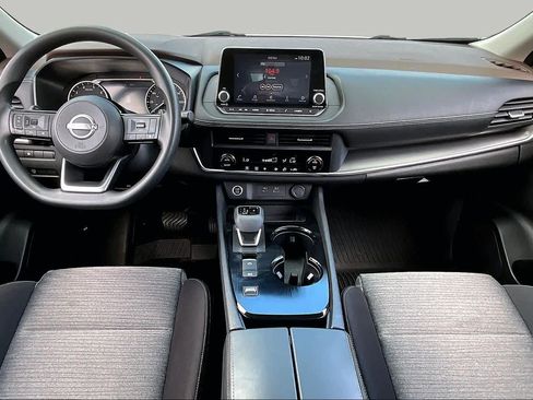 Used 2023 Nissan Rogue SV FWD image 16