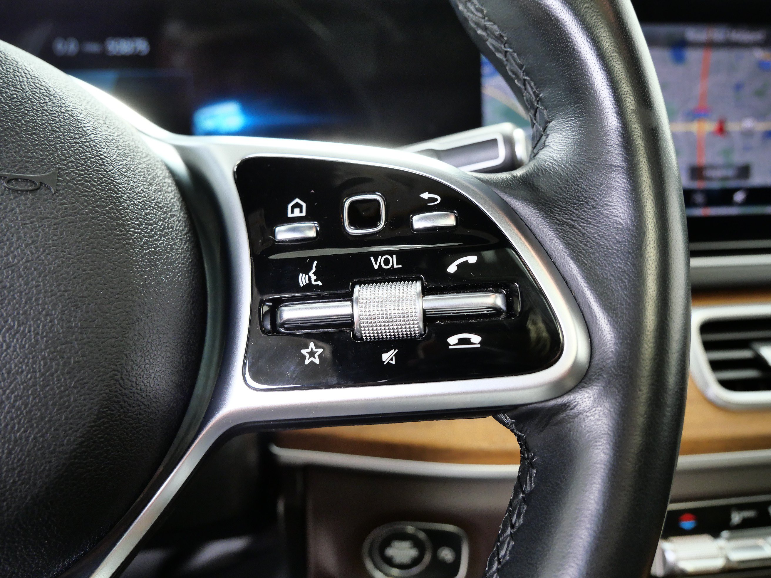 Certified 2022 Mercedes-Benz GLE 350 4MATIC image 27