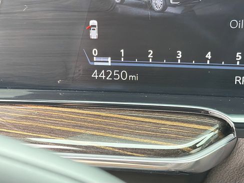 Used 2023 Cadillac Escalade ESV Premium Luxury w/ Performance Package image 43