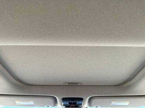 Used 2025 Hyundai Santa Fe Limited image 27