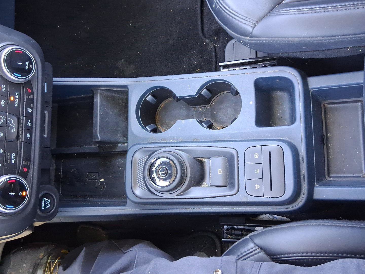 Used 2024 Ford Maverick Lariat w/ Black Appearance Package FWD image 17