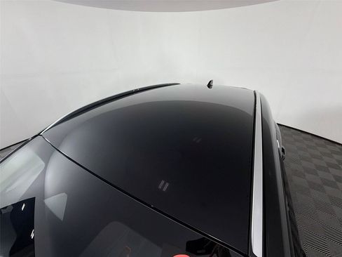 Used 2025 Nissan Kicks SR w/ Interior Electronics Package AWD/4WD image 13