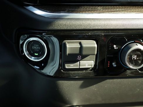 New 2026 Chevrolet Silverado 1500 RST w/ Z71 Off-Road Package AWD/4WD image 19