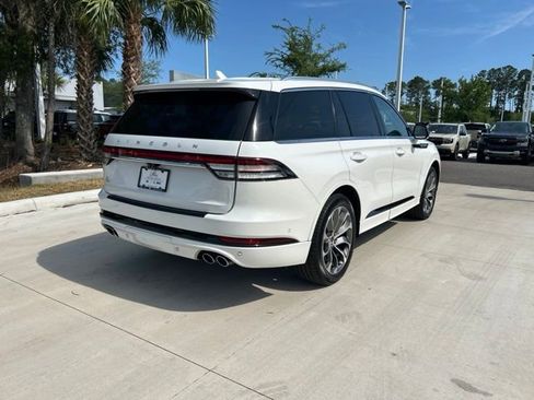 Used 2023 Lincoln Aviator Grand Touring w/ Equipment Group 301A AWD/4WD image 4