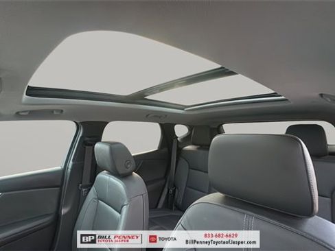 Used 2019 Chevrolet Blazer LT w/ Sun and Wheels Package image 12