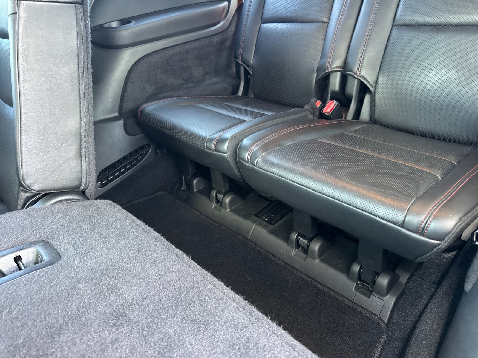 Used 2025 Dodge Durango GT AWD/4WD image 18