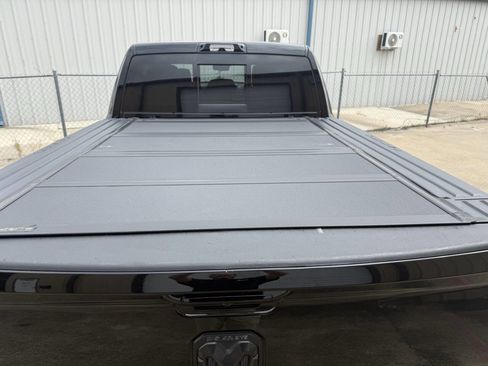 Used 2022 RAM 2500 Limited image 8