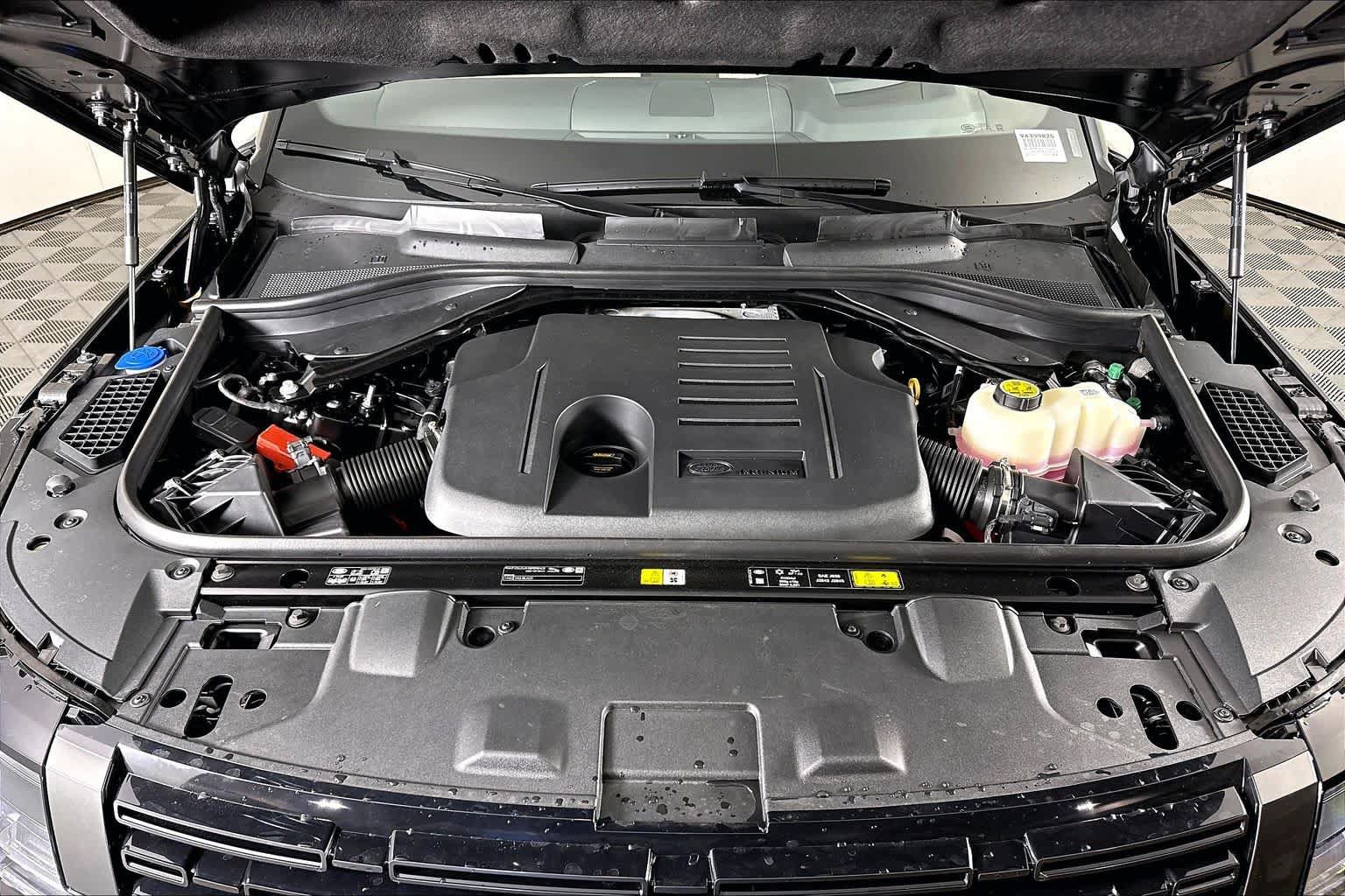 New 2027 Land Rover Range Rover SE AWD/4WD image 18