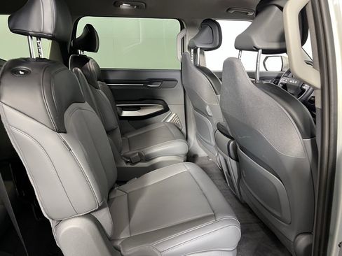 Used 2024 Kia EV9 Light Long Range image 31