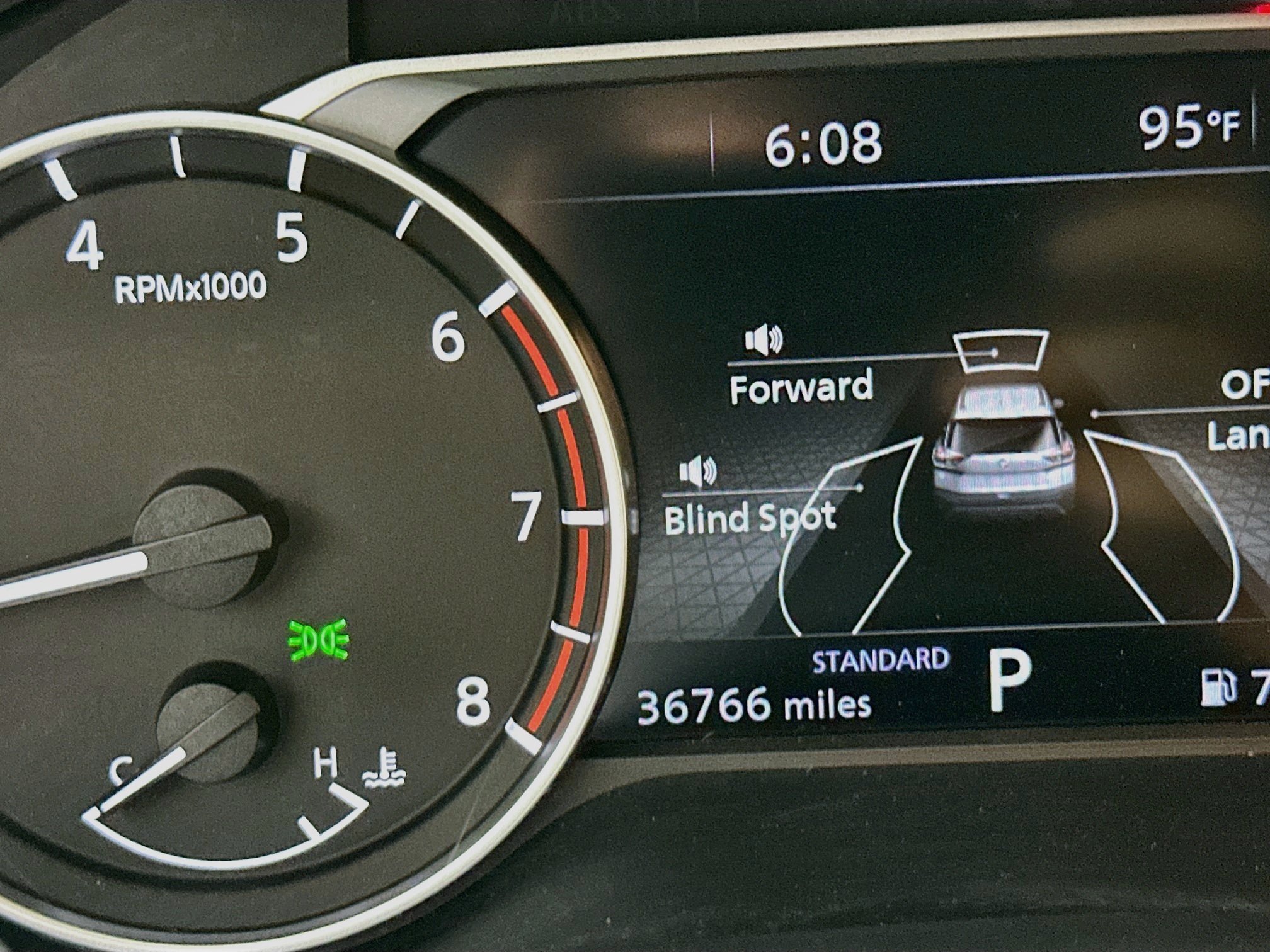 Used 2023 Nissan Rogue SL w/ SL Premium Package FWD image 18