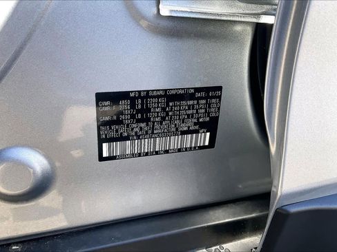 Used 2025 Subaru Outback Limited image 30