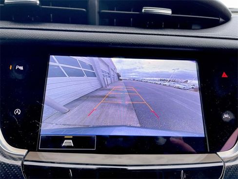 Used 2024 Cadillac XT6 Sport image 17