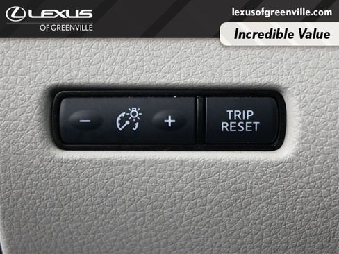 Used 2020 Nissan Rogue Sport SV w/ All-Weather Package image 16