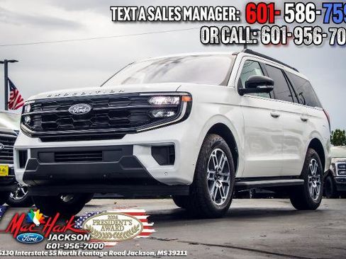 New 2025 Ford Expedition Active image 3