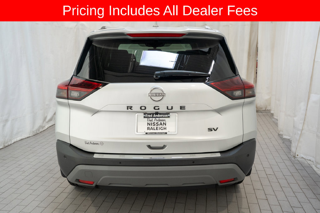 Used 2023 Nissan Rogue SV w/ SV Premium B Package FWD image 4