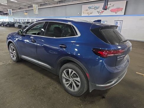 Used 2022 Buick Envision Essence w/ Technology Package I FWD image 3