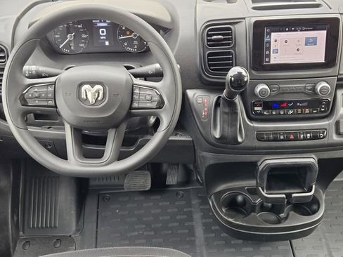 Used 2025 RAM ProMaster 2500 w/ Safety Group image 27