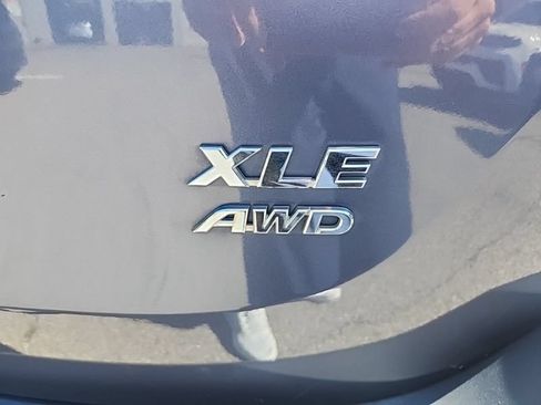 Used 2013 Toyota RAV4 XLE AWD/4WD image 5