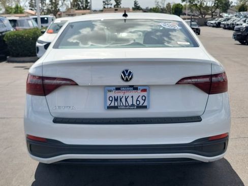 Used 2024 Volkswagen Jetta S FWD image 19